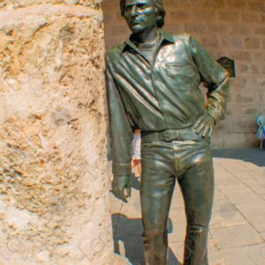 Antonio-Gades-sculpture-Havana-1
