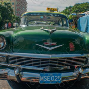Classic-vintage-taxi-in-Havana-3