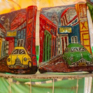 Handcrafted-paintings-in-Havana