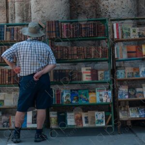 Man browsing books