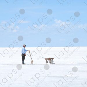 man alone in Salar