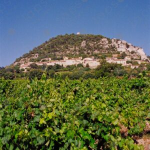 Montmirail district, the medieval village of Seguret 4