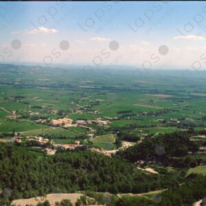 Panoramic valley near Dentelles de Montmirail 2