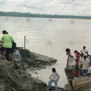 People getting off the boat