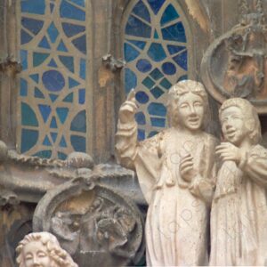 Sagrada Familia, sculptures of a pair of angels