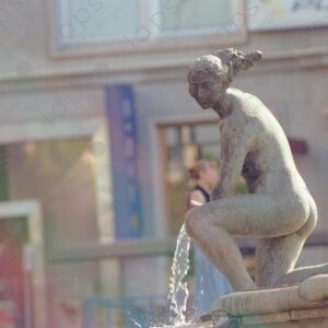 Sculpture and fountain on the Plaza de España, Madrid