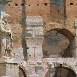 Statue of the Arch of Constantine Rome 2
