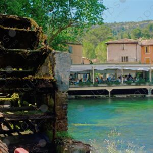 Mill and restaurant in Fontaine de Vaucluse 1